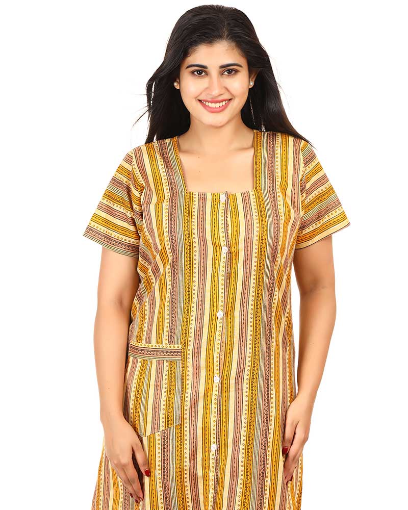 - Full Open Maternity Gown in Cambric Cotton -55 inches long