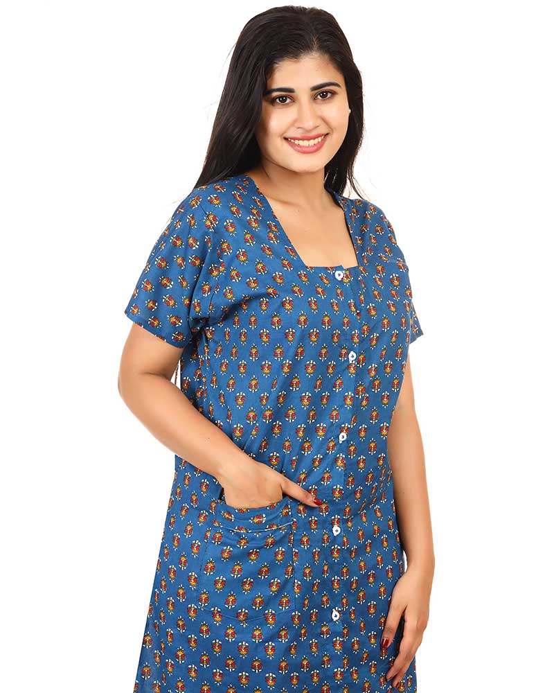 - Full Open Maternity Gown in Cambric Cotton -55 inches long
