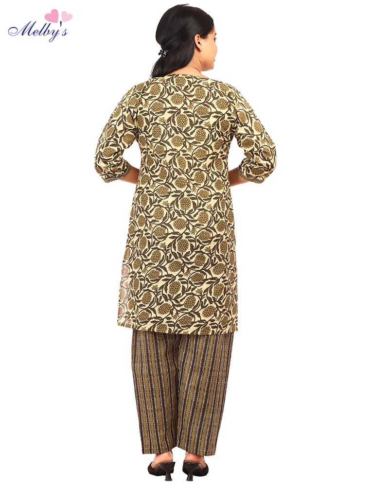 - Long Sleeve Night Suit In Cambric Cotton Fabric - Short Top And Pants