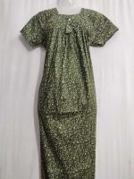 Traditional cotton nighty, 55 Inches Long - Green - Image 2