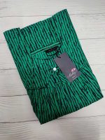 Traditional cotton nighty, 55 Inches Long - Green - Image 3