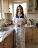 Comfortable Front Open Cotton Nighty With Buttons, Hakoba Yoke - 55 inches long - White & Blue - Image 2