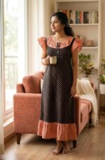 Short And Trendy Cotton Nighty with Round Neck - Black - Image 2